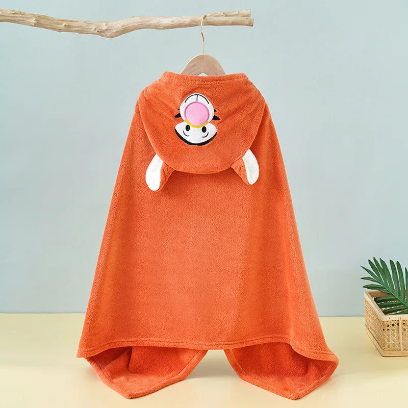 "PopCozy Kids: Toalla de Baño con Capucha de Suave Polar, con Diseños de Dibujos Animados para Bebés y Niños, Ideal para la Playa o Después del Baño."